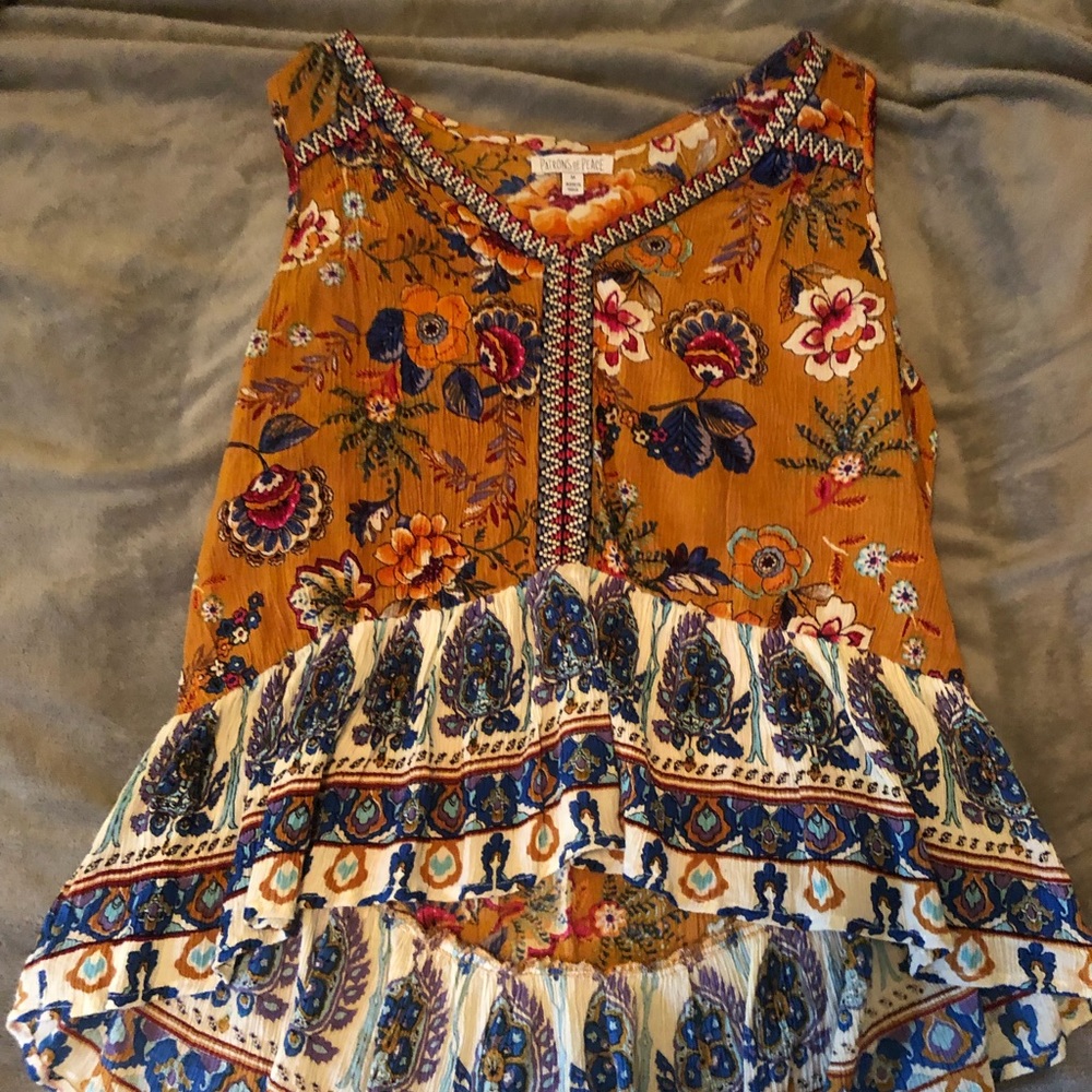 Patterned Flowy Shirt